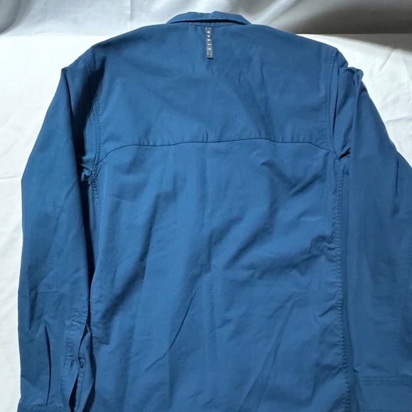 SITKA Gear Harvester Shirt size Medium. Great condition. - Picture 8 of 10